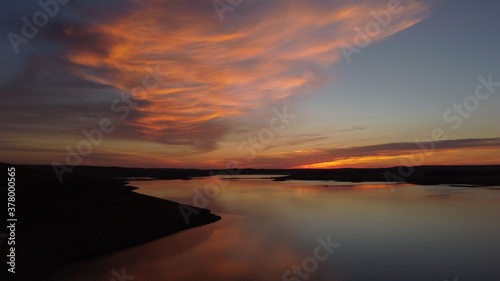Atardecer en el Embalse de la Serena (Extremadura)