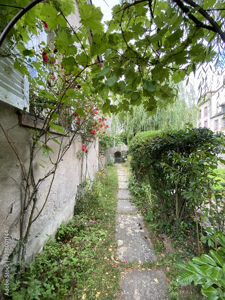 Jardin d'une maison en Bourgogne