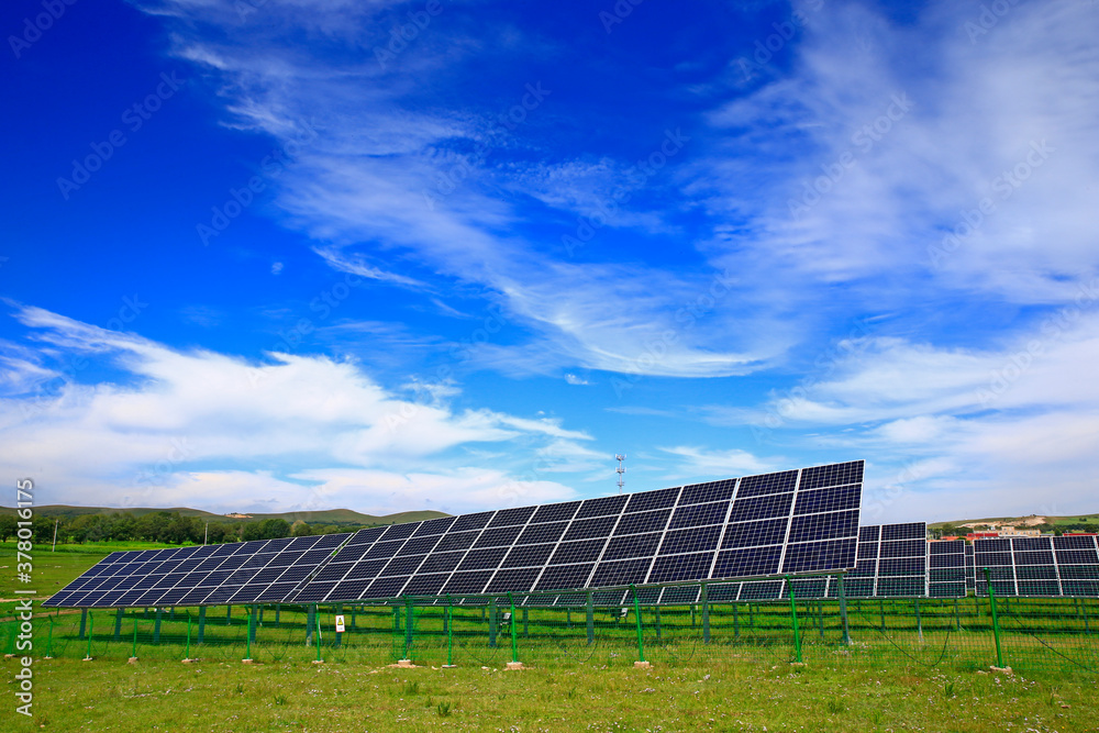 Solar photovoltaic panels and solar photovoltaic power generatio