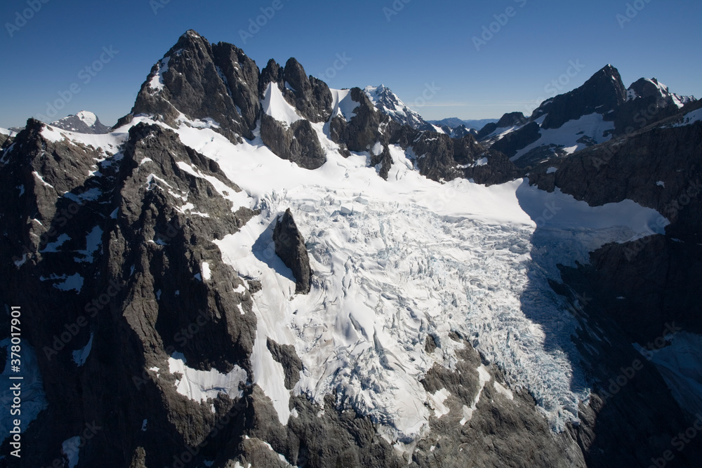 Obraz premium Southern Alps, Fiordland National Park, South Island, New Zealand