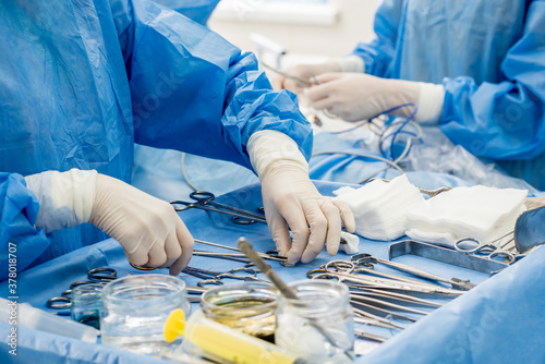 Valokuva Surgery to remove the breast and replace it with an implant.