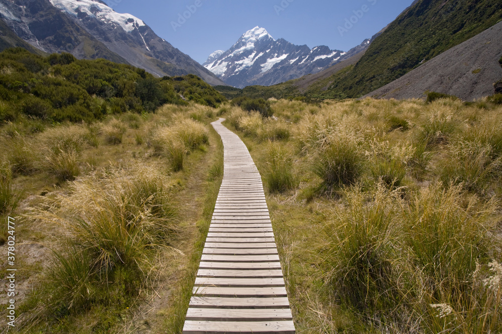 Hooker Valley Hiking Trail, Mount Cook National Park, New Zealand