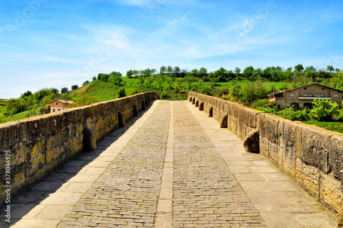 Bilde på lerret Bridge of the Queen (Puente la Reina)