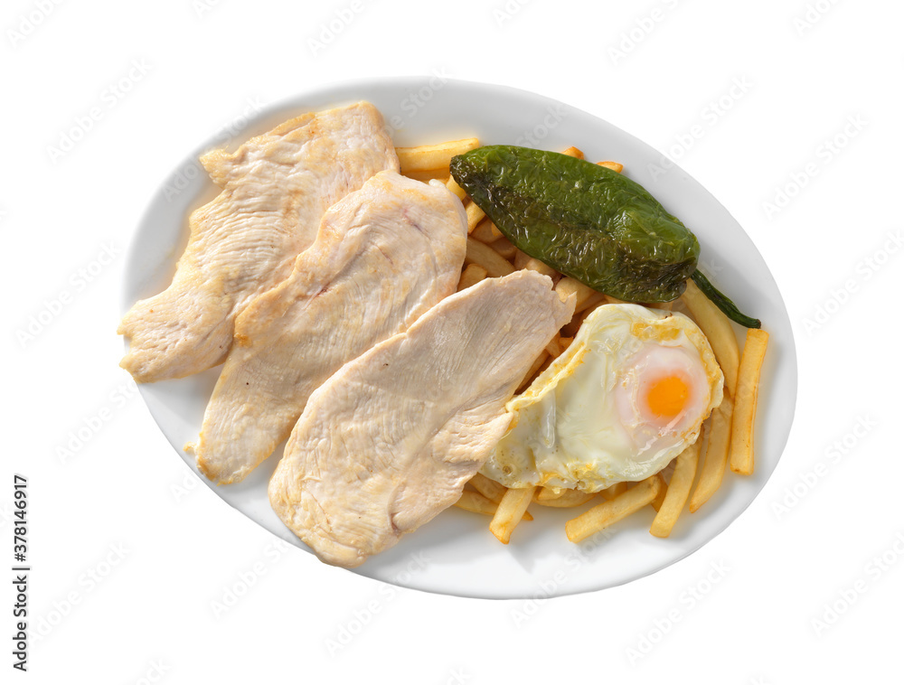plato combinado filete de pollo plancha con huevo frito pimiento frito y patatas en plato blanco con fondo blanco plato combinado filete de pollo plancha con huevo frito pimiento frito y patatas en plato blanco con fondo blanco