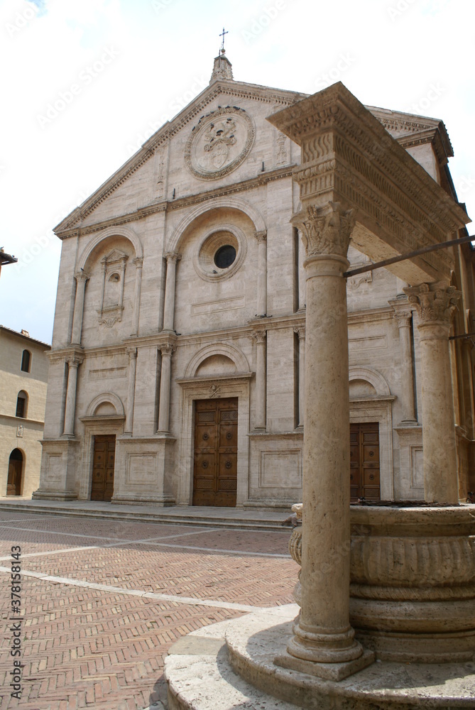 Pienza, Tuscany (Italy): the central 
