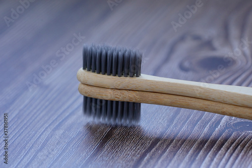 Cepillo de dientes de bamb  