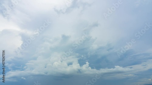 TimeLapse of cloudy sky horizontal with beautiful cirrocumulus clouds in rainy season, slow moving of cloud covering sky, good weather skycap nature background photo