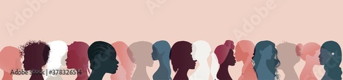 Large different nationalities group of women and girls. Face silhouette profile.Talk and share information Community and social network female diversity. Communication and friendship