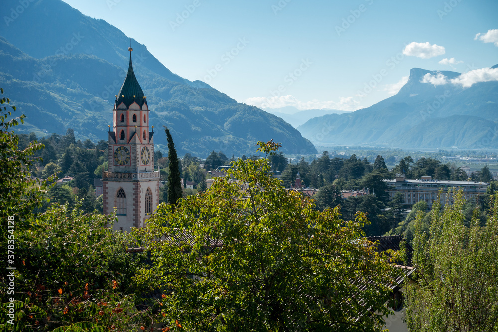 Sankt Nikolaus Stadtpfarrkirche in Meran Südtirol
