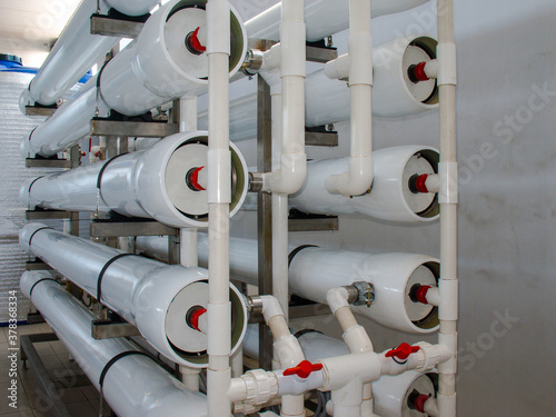 Reverse osmosis system - installation of industrial membrane devices