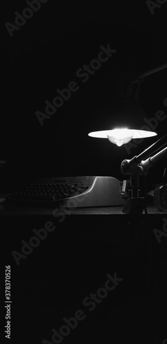 Dark typewriter © Ezequiel