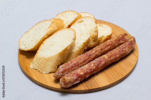 Indochina side dish bread with fermented pork sausage and chinese sausage