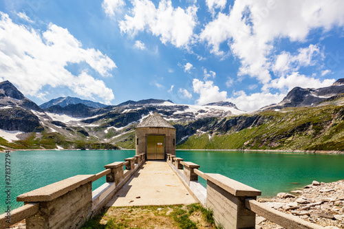 Alpine water reservoirs - Weißsee © Videografic