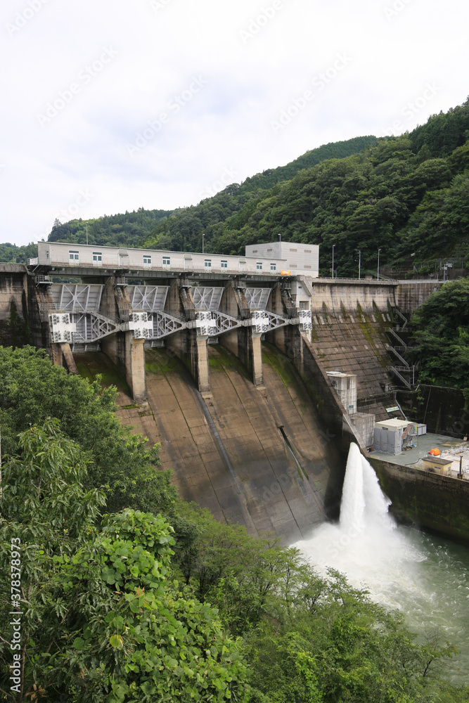 愛媛県大洲市 鹿野川ダム 愛媛県大洲市 鹿野川ダム