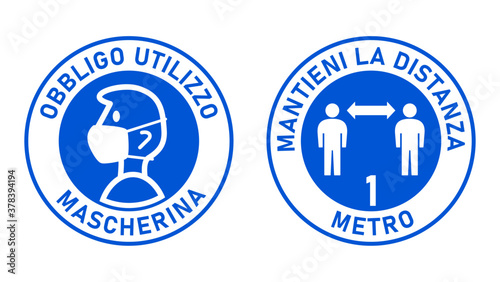 Set of Round Sticker Signs in Italian 