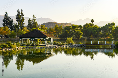 Glorious Afternoon Light at Lindo Lake