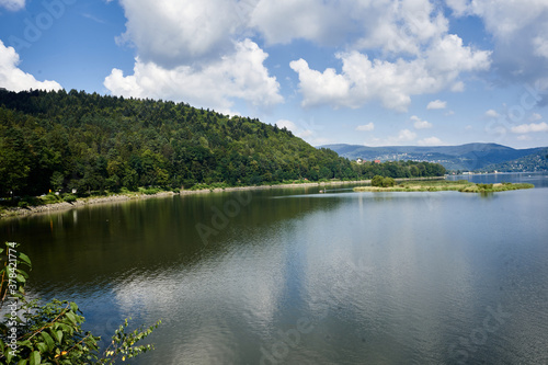 Fototapeta Naklejka Na Ścianę i Meble -  Zywieckie lake