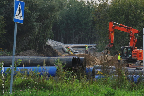 Obraz na płótnie System failure transmission of sewage treatment plant northern lapwing in Warsaw. w salonie
