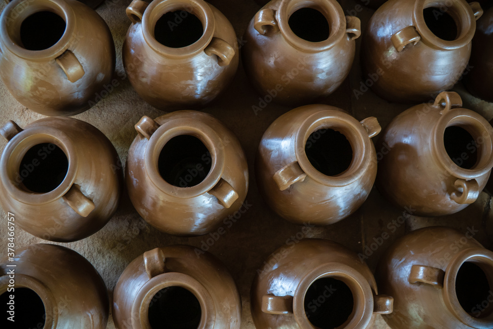 Pottery produced in Kasongan. Kasongan village has many earthenware / pottery maker. Working collectively, a gallery is usually a family business run from generation. Pottery produced in Kasongan. Kasongan village has many earthenware / pottery maker. Working collectively, a gallery is usually a family business run from generation.