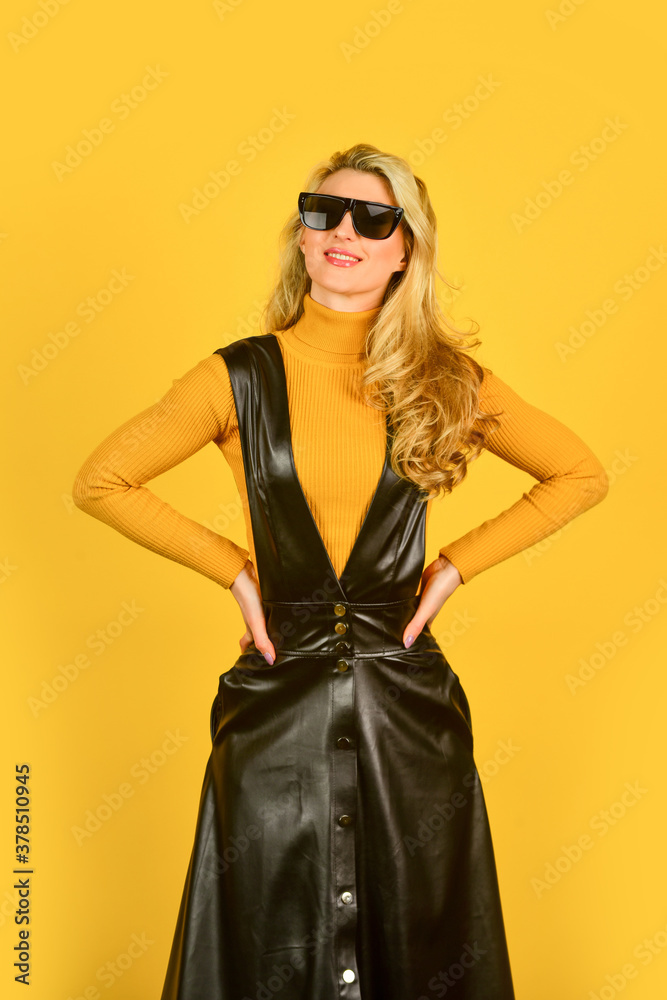 Foto De Sexy Woman Trendy Clothes Stylish Blonde Woman In Fashionable