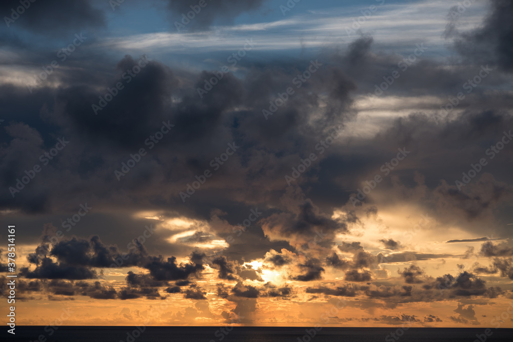 竜宮城展望台からの夕焼け空, 来間島, 宮古島, 沖縄, 日本 竜宮城展望台からの夕焼け空, 来間島, 宮古島, 沖縄, 日本