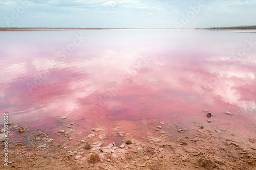 Hutt lagoon or Pink Lake, the strange color of this lake, overall from 11 am to 1 pm, the lake is perfectly pink photo