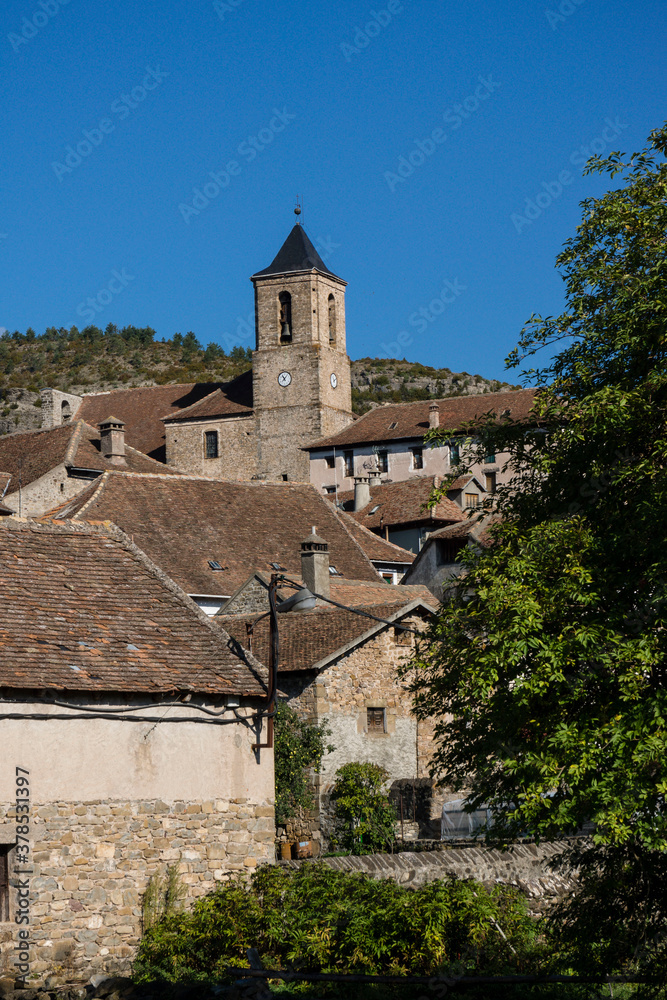 iglesia de San Martín de Hecho, siglo XIX, valle de Hecho, pirineo aragones,Huesca,Spain