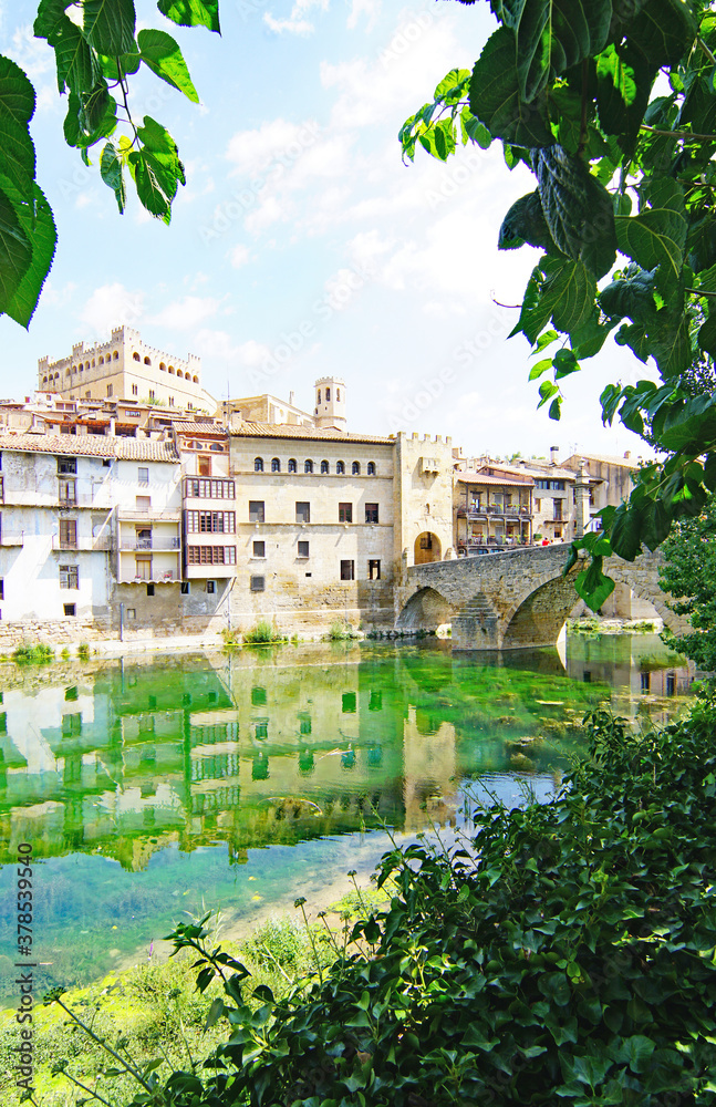 Fototapeta premium Valderrobres en la provincia de Teruel, Aragón, España, Europa 