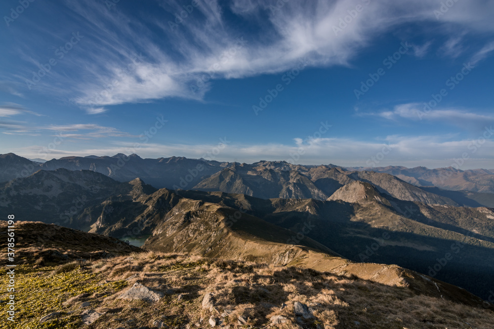 Randonnée boucle du pic de Tarbésou et les étangs de Rabasolles dans les Pyrénées - Ariège - Occitanie - France