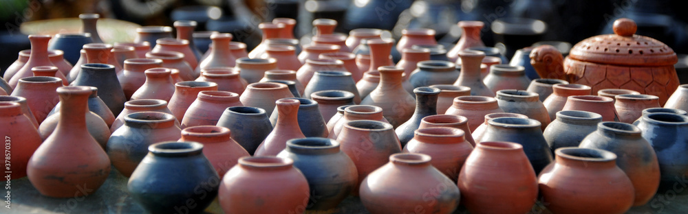 Mini terracotta pots,Red clay flower pots,Collection of ceramic small flower pots