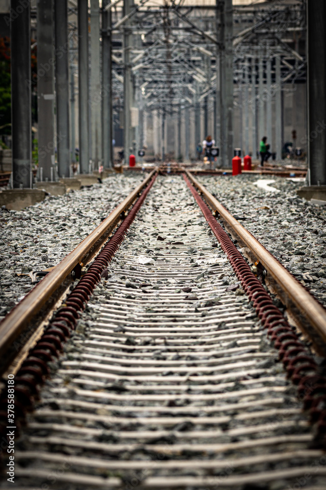 Obraz premium Electric Train Tracks Railway Station.