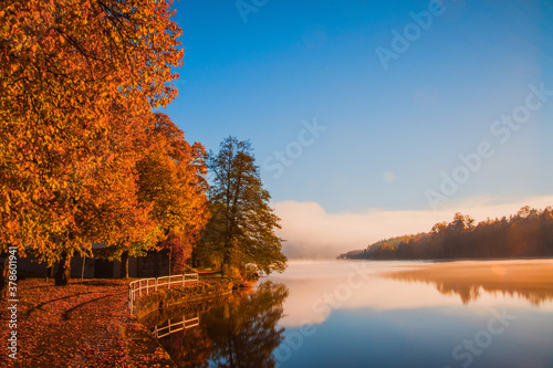 Autumn morning idyll in bright colors by a lake in Filipstad in Sweden © Margit Kluthke