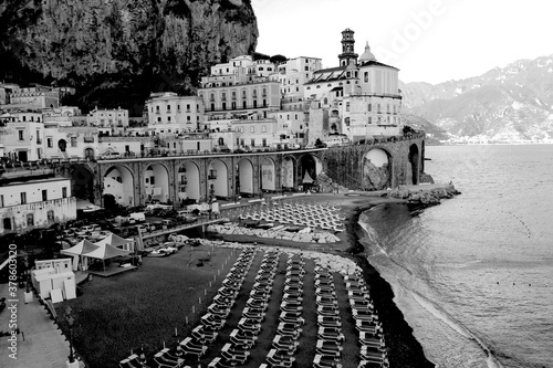 Black and white beach - Amalfi