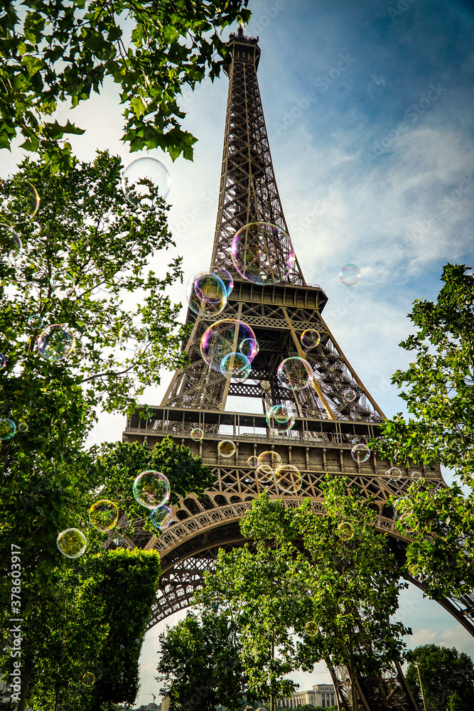 the bubble with effel tower