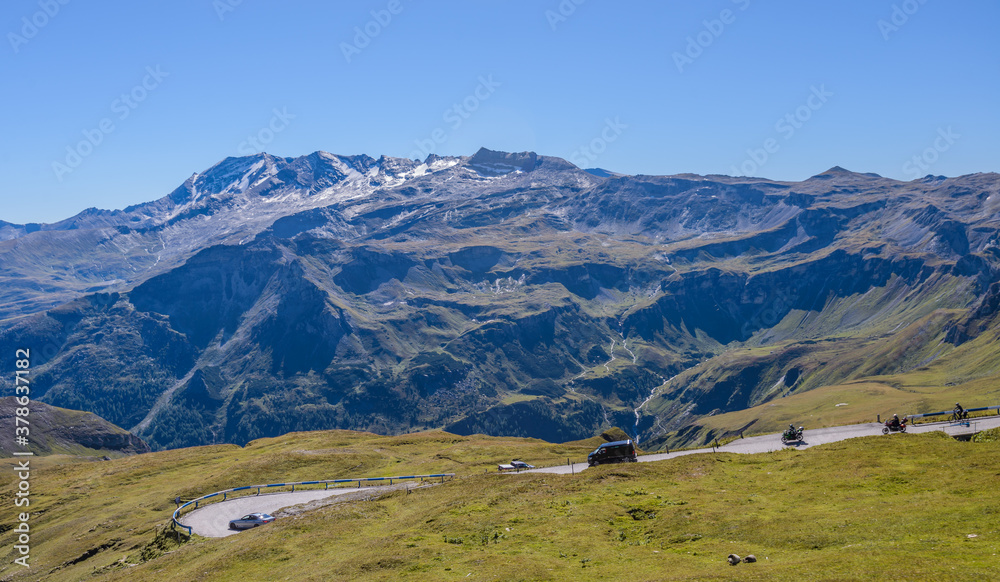 Grossglockner High Alpine Road, ( Grossglockner-Hochalpenstrasse). High mountain pass road in Austrian Alps, Austria.