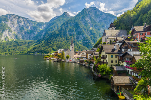 Hallstatt village on Hallstatter lake in Austrian Alps, Austria. © dannywilde