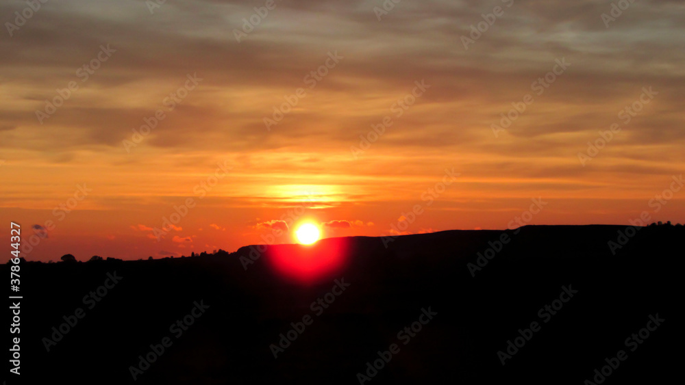 Obraz premium Sunset, in the beautiful Peak District