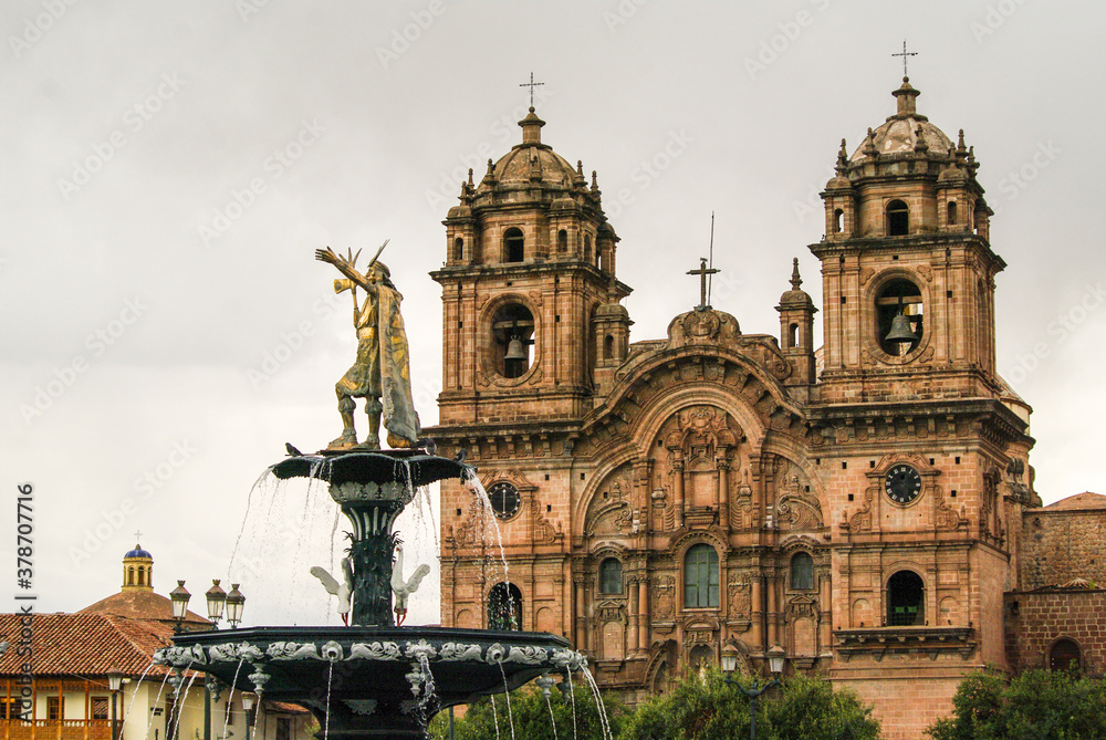 Obraz premium Cuzco Square and Cathedral in Peru