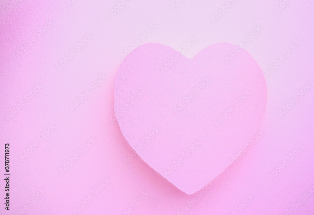 ふんわりと浮かぶピンクのハート  Pink heart