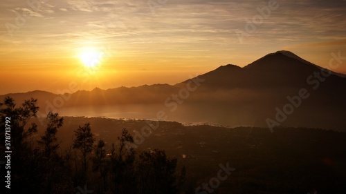 Sonnenaufgang vom Vulkan © Matthias