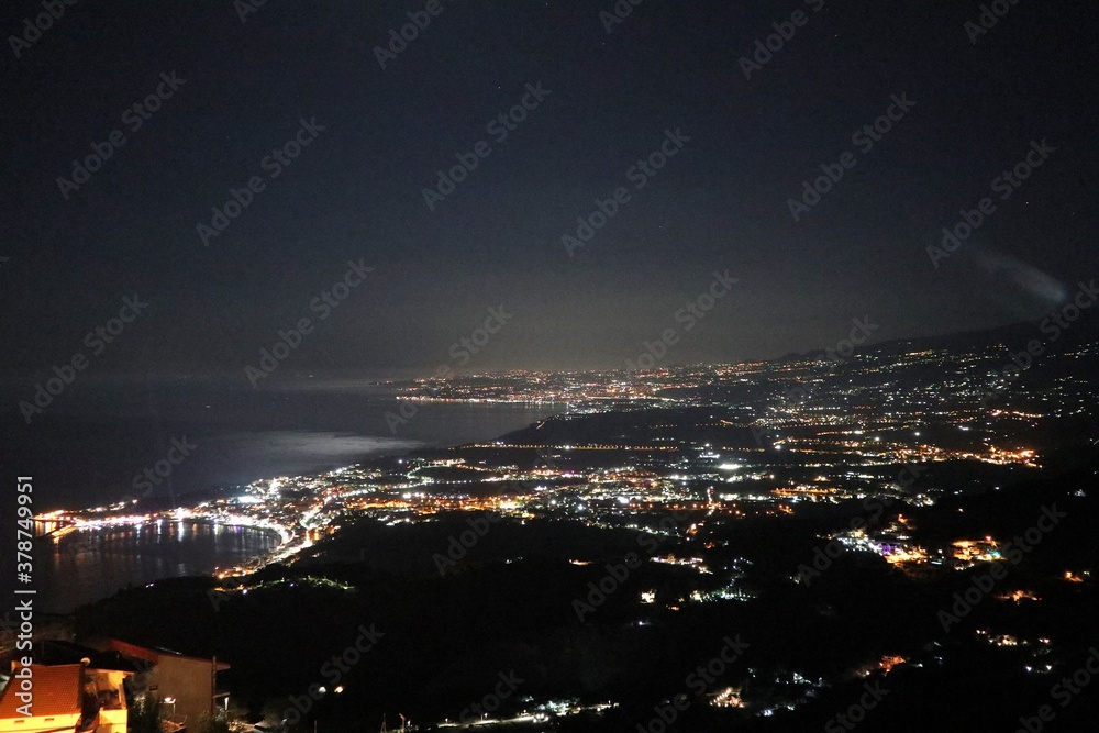 Castelmola - Panorama dal borgo di sera