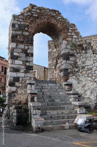Castelmola - Porta del borgo