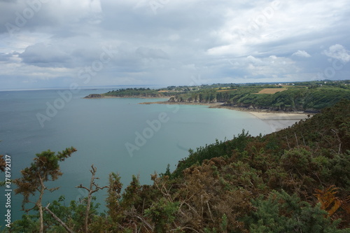 Wallpaper Mural POINT DE VUE CHEMIN DE RONDE - SENTIER DES DOUANIERS GR34 Torontodigital.ca