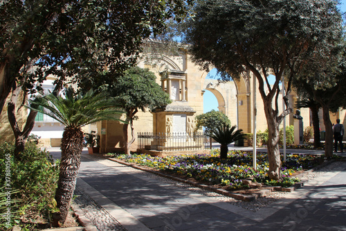 upper barrakka gardens in valletta (malta)