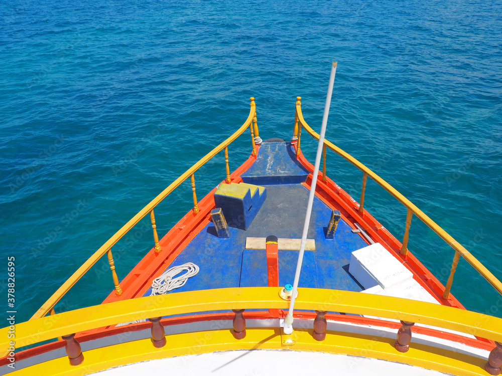 Naklejka premium Bout on a indian sea, Maldives