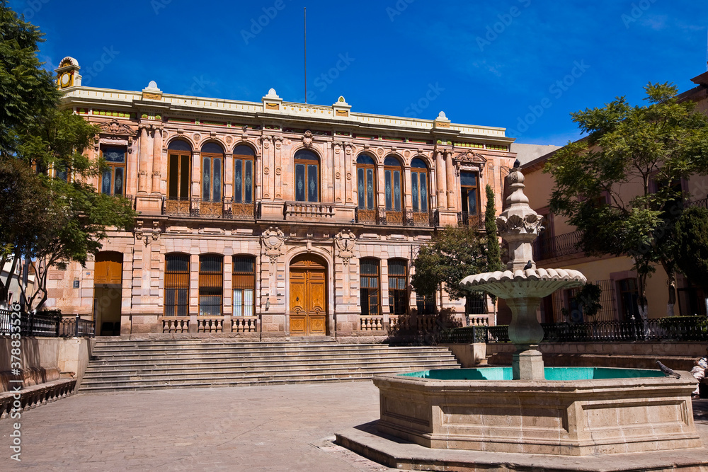 Fountain in front of a government building, Palacio De Gobierno, Zacatecas, Mexico