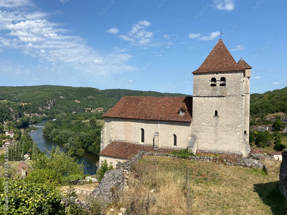 Eglise de Saint Cirq Lapopie dans le Lot, Occitanie