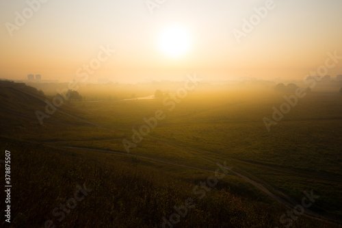 Fototapeta Naklejka Na Ścianę i Meble -  sunrise in the mountains