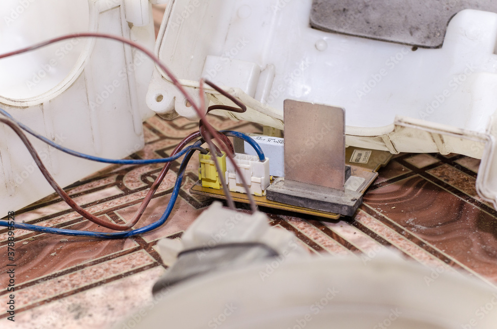 disassembly and repair of the vacuum cleaner disassembly and repair of the vacuum cleaner