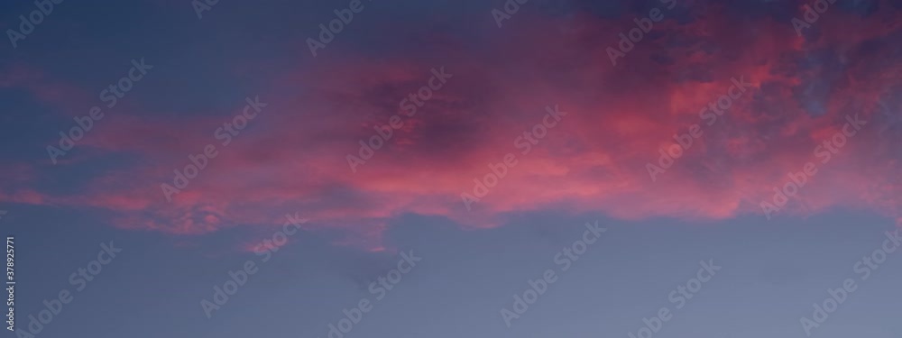 Thin Red Clouds Sunset Timelapse Anamorphic Thin Red Clouds Sunset Timelapse Anamorphic